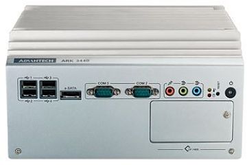 Многослотовый встраиваемый компьютер ARK-3440F-U4A2E