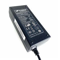 Встраиваемый безвентиляторный компьютер UIBX-200W/Z510P/1GB (уценка)