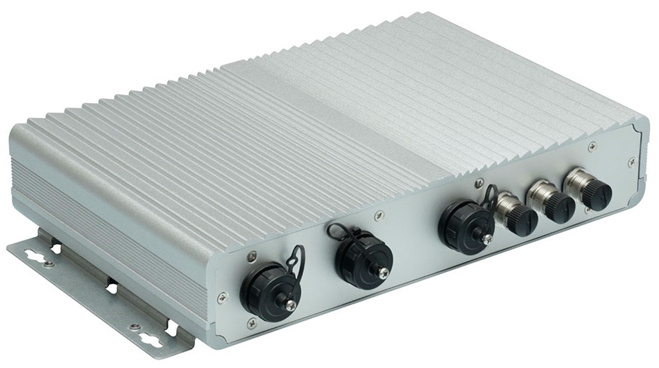 Безвентиляторный компьютер с защитой IP65 со всех сторон - Winmate F65EAC